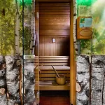 酒店 Holzschuhs Schwarzwaldhotel