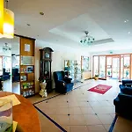 Holzschuhs Schwarzwaldhotel מלון