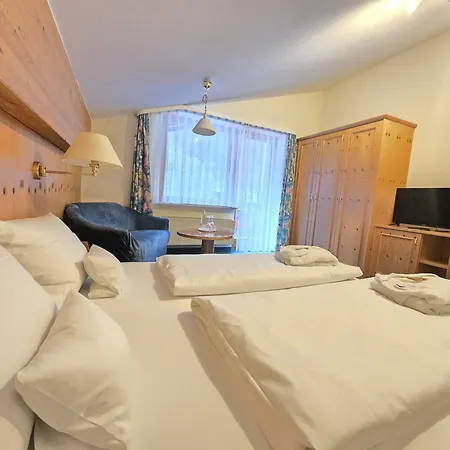 Holzschuhs Schwarzwaldhotel Отель 4*