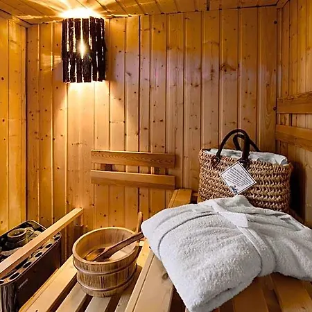 Holzschuhs Schwarzwaldhotel Und Restaurant Отель Байрсброн