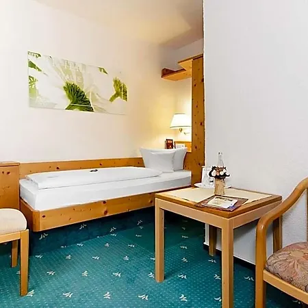 Holzschuhs Schwarzwaldhotel Und Restaurant 4*