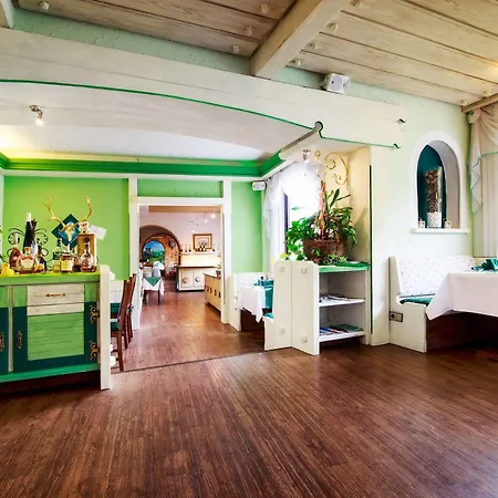 Holzschuh Schwarzwaldhotel Hotel 4*