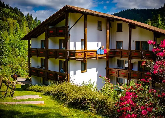 Hotell Holzschuhs Schwarzwaldhotel 4*
