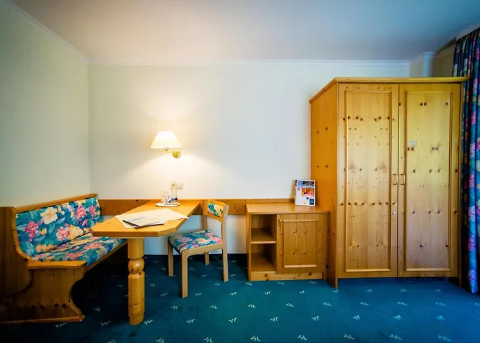 Holzschuhs Schwarzwaldhotel Hotel